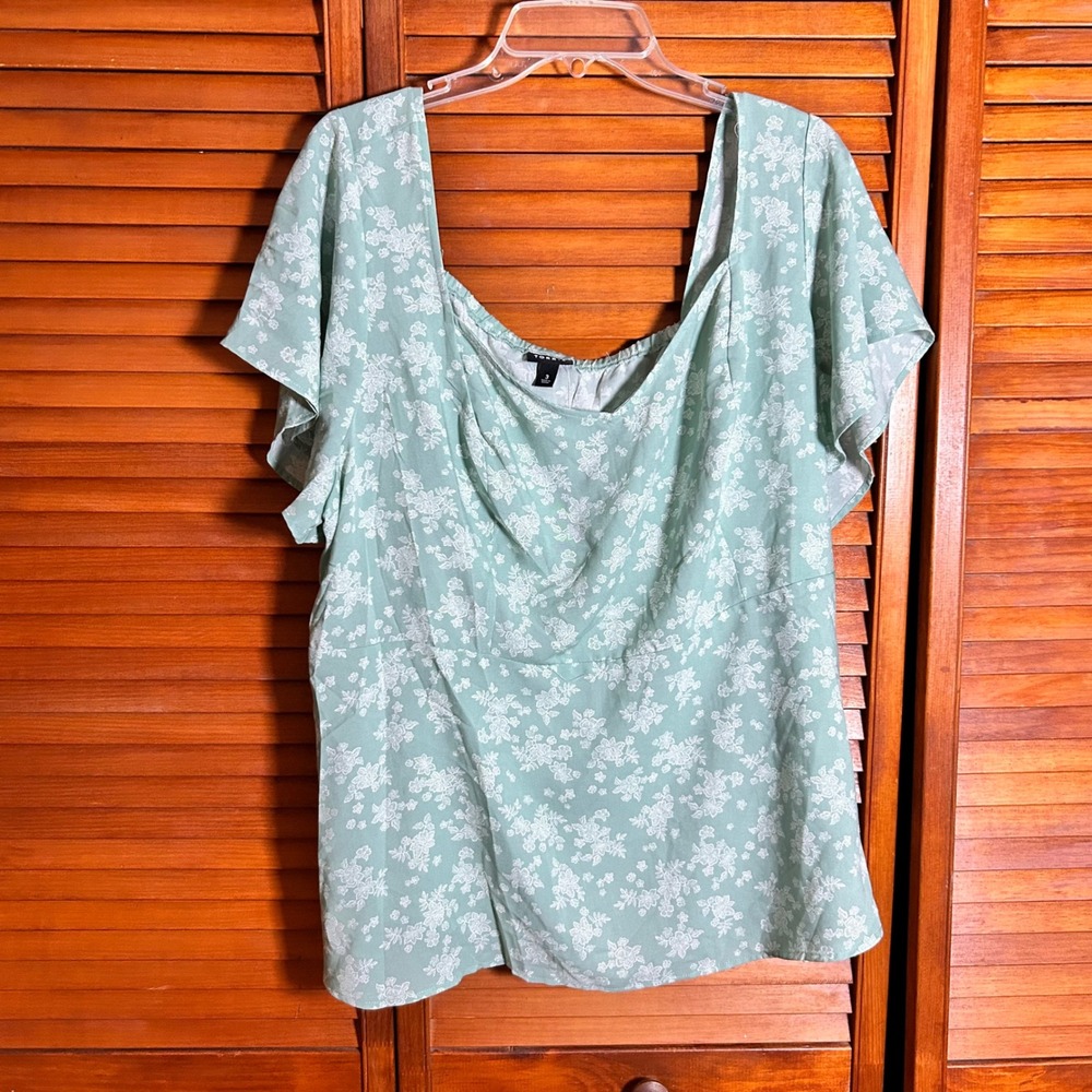 Torrid Sage Green Floral Flutter Sleeve‎ Square Neck Blouse Plus Size 3 NEW